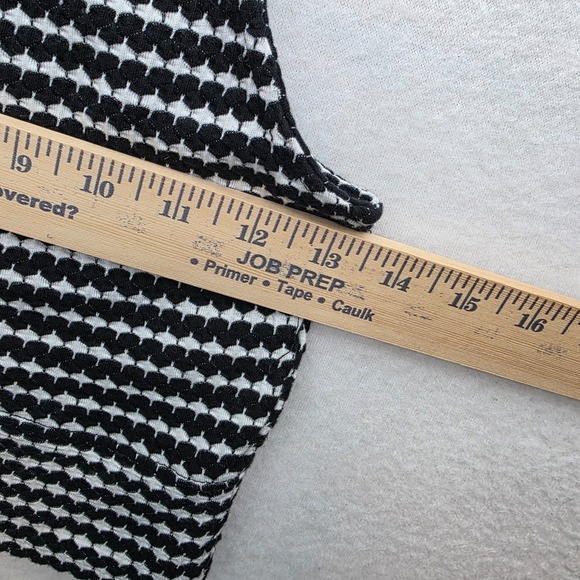 Free People Womens XS TopMock‎ Neck Sleeveless Black White Geometric Textured - Picture 6 of 6